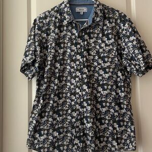Smash floral button down short sleeves pocket front shirt men’s size XL blue